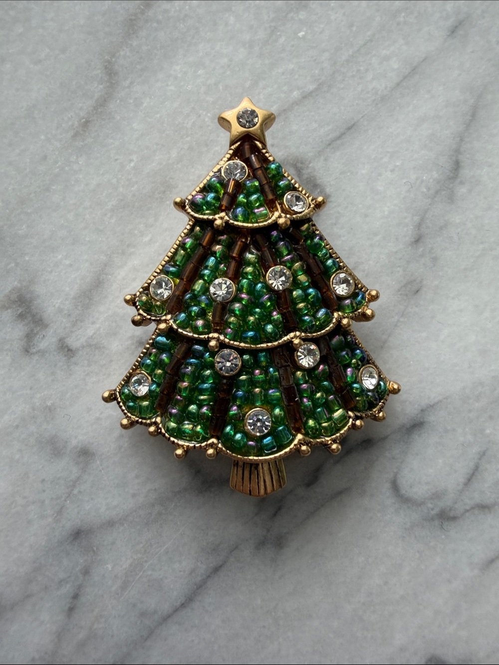 Vintage Liz Claiborne Pin